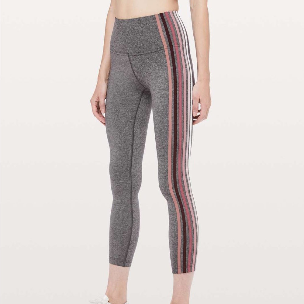 Lululemon Take a Hint legging 25” size 4
